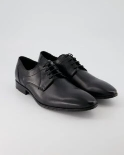 Lloyd Osmond In Schwarz