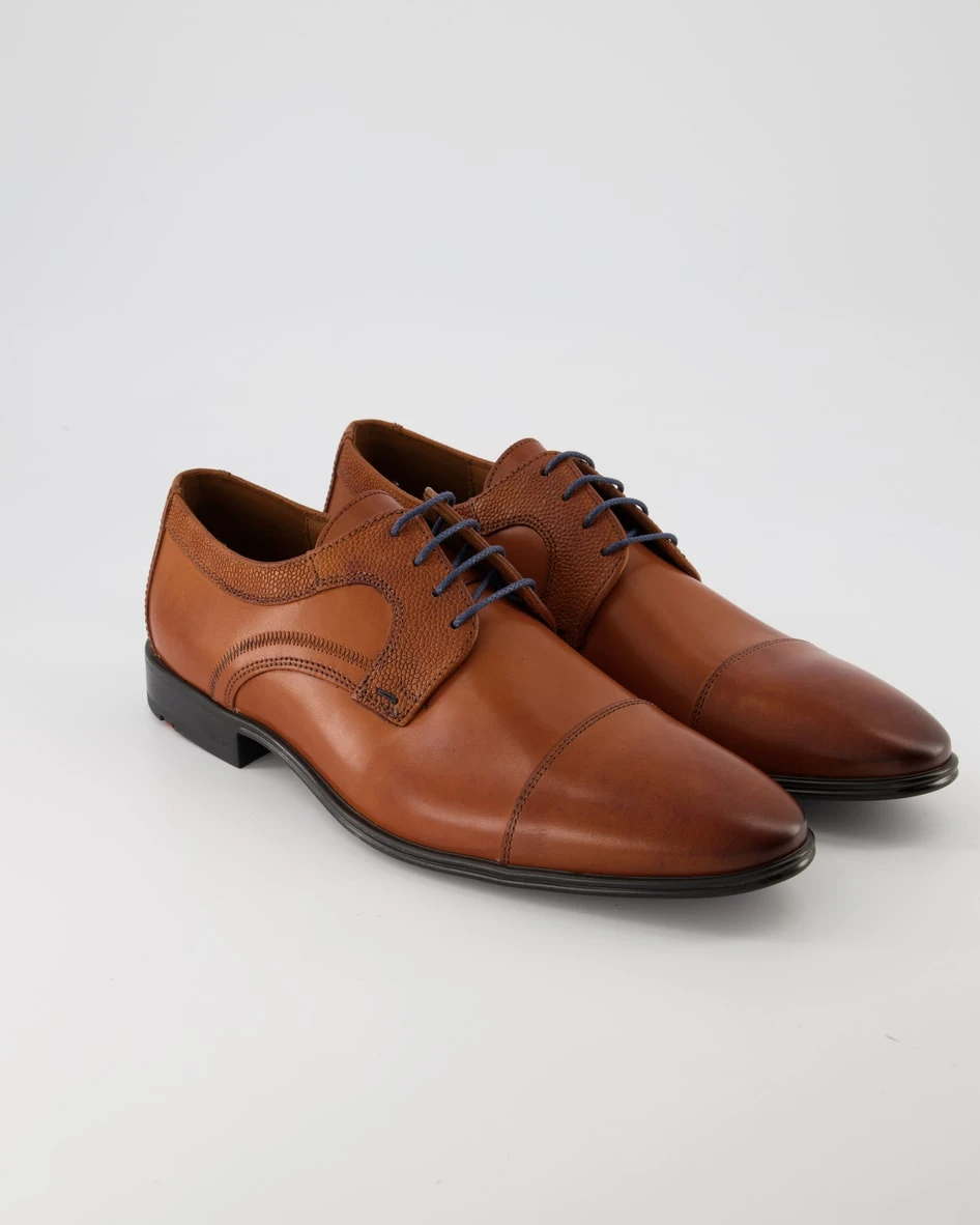 Lloyd ORWIN In Braun 1 Lloyd ORWIN In Braun