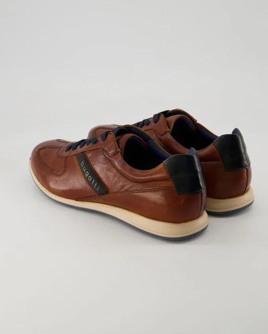 Bugatti Thorello In Braun 3 Bugatti Thorello In Braun – Bild 3