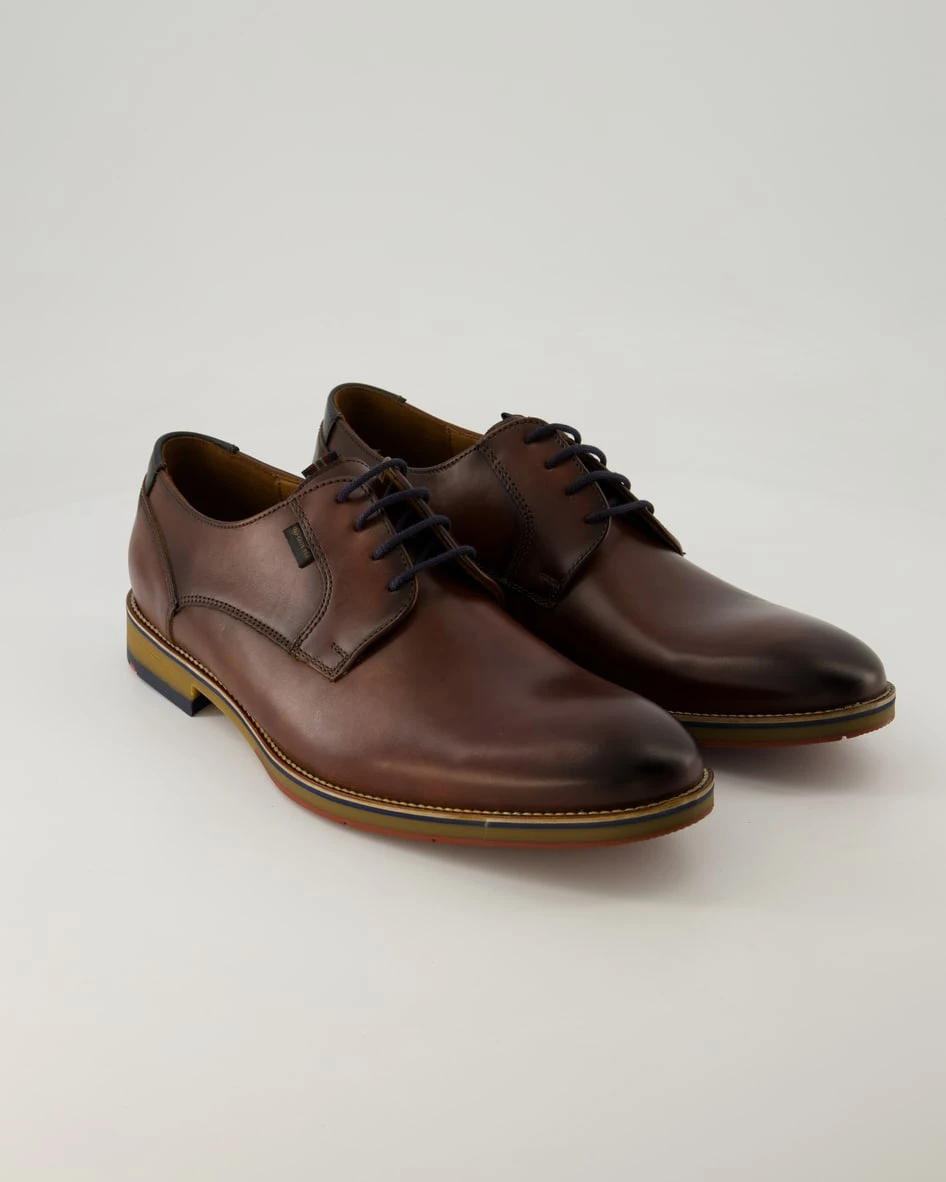 Lloyd VICKERS In Braun 1 Lloyd VICKERS In Braun