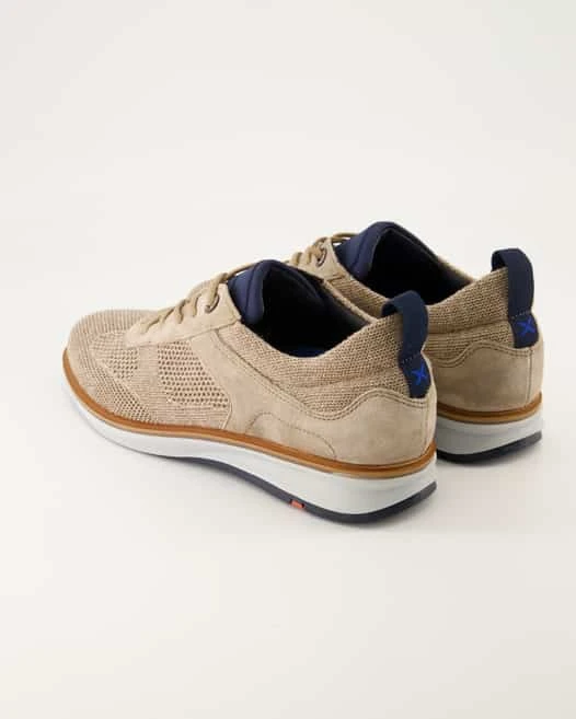 Lloyd MERLIN In Beige 3 Lloyd MERLIN In Beige – Bild 3