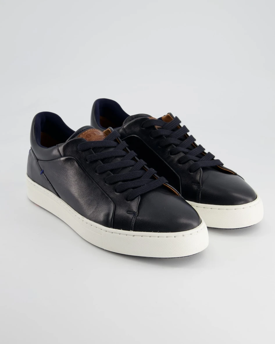 Lloyd MAJURO In Blau 1 Lloyd MAJURO In Blau