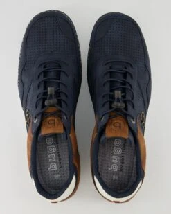 Bugatti Canario In Blau 8 Bugatti Canario In Blau -Tretter Geschaft T 06090300132 pic11